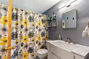 136 Wallace Ave, Wilkins Township, PA 15112 - Photo 16