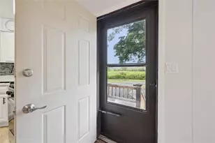 768 Saxonburg Blvd, Clinton Township, PA 16056 - Photo 6