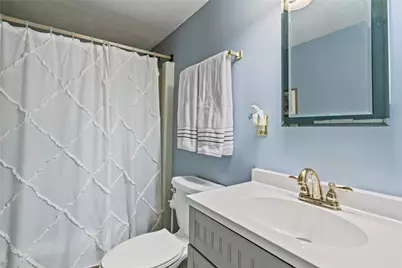 318 Ligonier Ln, Pittsburgh, PA 15068 - Photo 10