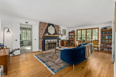 156 Woodland Dr, Pittsburgh, PA 15236 - Photo 6