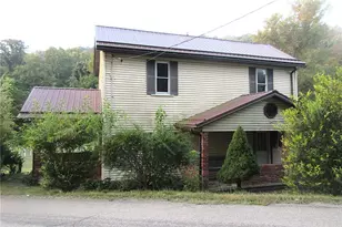 960 Pike Run Dr, Coal Center Boro, PA 15423 - Photo 1