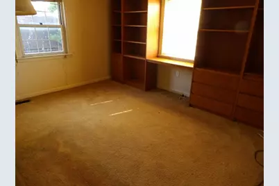 3611 W 3rd Ave, West Mayfield, PA 15010 - Photo 8