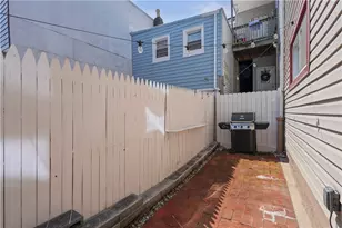 841 Blossom Wy, Pittsburgh, PA 15212 - Photo 12