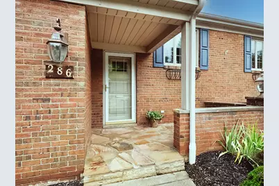 286 Twin Hills Dr, Pittsburgh, PA 15216 - Photo 2
