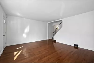 4075 Cabinet St, Pittsburgh, PA 15224 - Photo 4