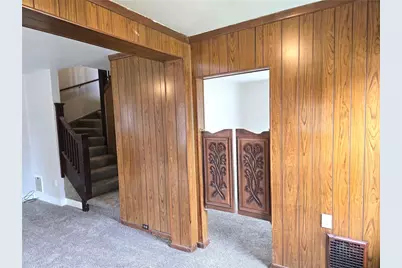 453 Ohio Ave, Clairton, PA 15025 - Photo 6