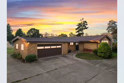 537 Old National Pike, Centerville, PA 15417 - Photo 1