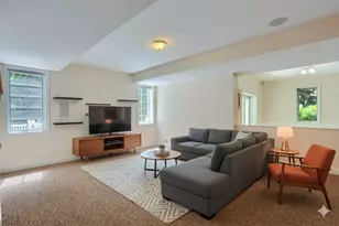 1561 Barrington Dr, Pittsburgh, PA 15090 - Photo 38
