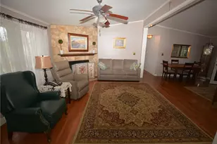 556 Center Hill, Pittsburgh, PA 15239 - Photo 4