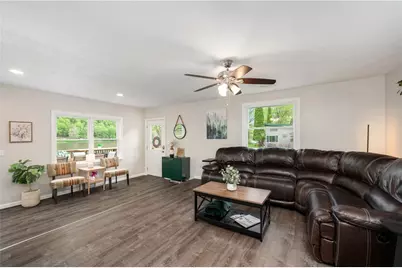 145 Robinson Pl, Perry Township, PA 16041 - Photo 14