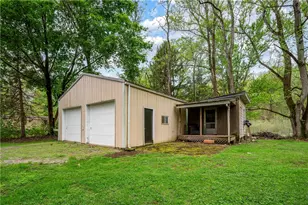 145 Robinson Pl, Perry Township, PA 16041 - Photo 32