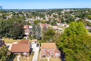 216 Commonwealth Ave, West Mifflin, PA 15122 - Photo 32