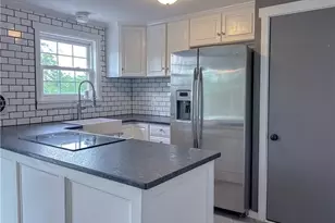 231 Spartan Dr, Monroeville, PA 15146 - Photo 14