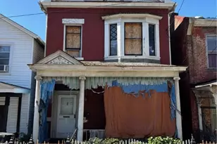 414 Mills Ave, Braddock, PA 15104 - Photo 1