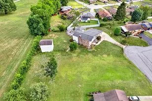 265 Monica Dr, Hempfield Township, PA 15601 - Photo 4