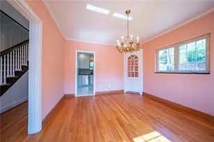 7533 Graymore Rd, Pittsburgh, PA 15221 - Photo 10