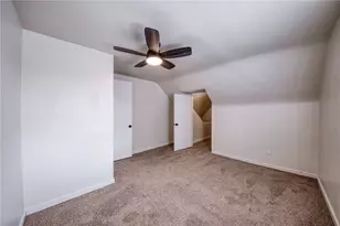 464 Willow Ave, Hempfield Township, PA 15601 - Photo 10