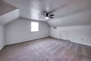 464 Willow Ave, Hempfield Township, PA 15601 - Photo 16