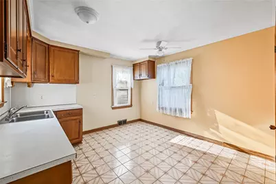 634 Spencer Ave, Sharon, PA 16146 - Photo 10