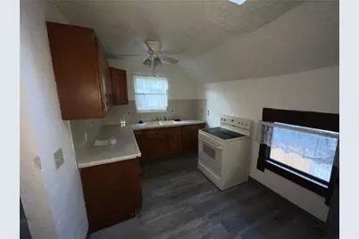 317 N Shenango St, New Castle, PA 16101 - Photo 4