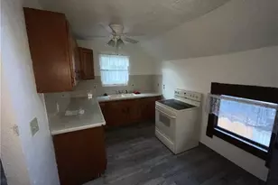 317 N Shenango St, New Castle, PA 16101 - Photo 4