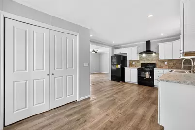 15 Surf Dr #1, Forward Township, PA 15020 - Photo 10