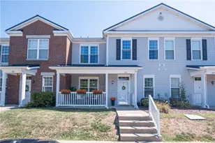 802 Sonie Dr, Ohio Township, PA 15143 - Photo 1