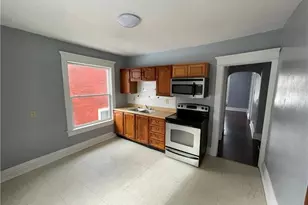 238 E Leasure Ave, New Castle, PA 16101 - Photo 6