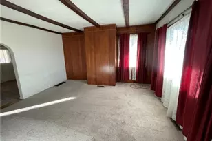 211 S Walnut St, New Castle, PA 16101 - Photo 16