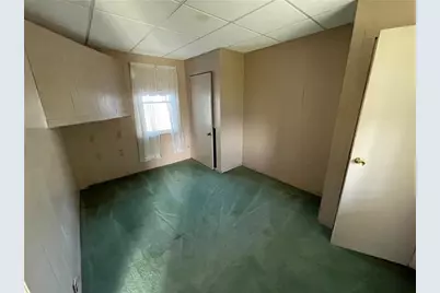 211 S Walnut St, New Castle, PA 16101 - Photo 18