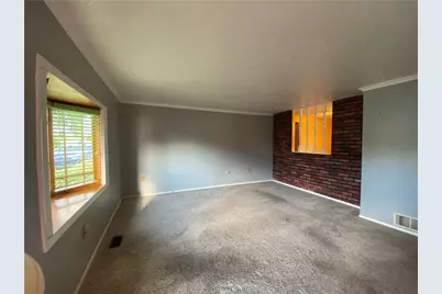 744 N Gross St, Conway, PA 15027 - Photo 4