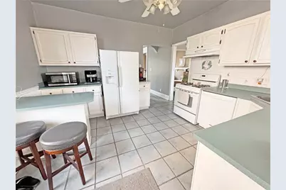 411 W Clayton St, New Castle, PA 16102 - Photo 6