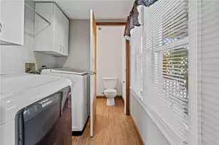107 E School St, Mars, PA 16046 - Photo 12