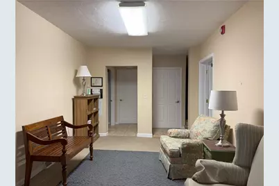 437A S Maple Ave, Greensburg, PA 15601 - Photo 4