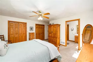 120 Blossom Dr, Center Township, PA 16001 - Photo 18