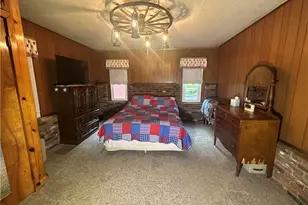 489 Crisswell Rd, Penn Township, PA 16002 - Photo 34