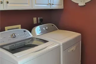 403 Hunt Club Dr, Hempfield Township, PA 15601 - Photo 22