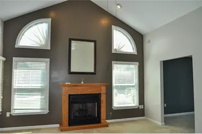 403 Hunt Club Dr, Hempfield Township, PA 15601 - Photo 4