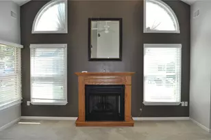 403 Hunt Club Dr, Hempfield Township, PA 15601 - Photo 6