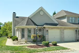 403 Hunt Club Dr, Hempfield Township, PA 15601 - Photo 1