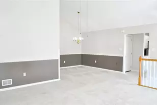 403 Hunt Club Dr, Hempfield Township, PA 15601 - Photo 8