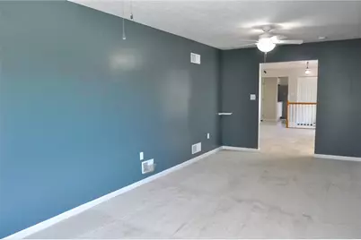 403 Hunt Club Dr, Hempfield Township, PA 15601 - Photo 14