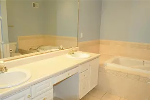 403 Hunt Club Dr, Hempfield Township, PA 15601 - Photo 28