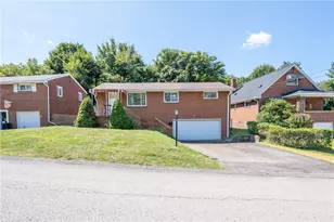 3326 Oakland Dr, Liberty Boro, PA 15133 - Photo 1