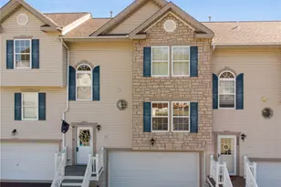 227 Manor View Dr, Manor, PA 15665 - Photo 1