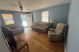 626 Ridgemont Dr, Banksville/Westwood, PA 15220 - Photo 4