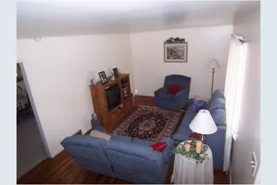 102 Baker Rd, Center Township, PA 15061 - Photo 10