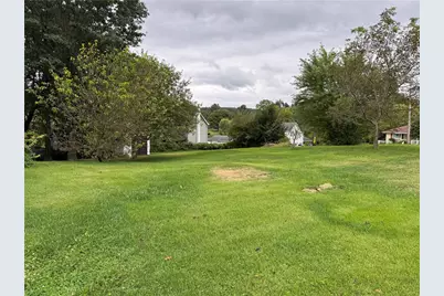 913 W First Avenue, Derry Township, PA 15627 - Photo 10