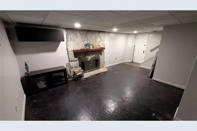 1885 Graham Blvd, Pittsburgh, PA 15235 - Photo 20