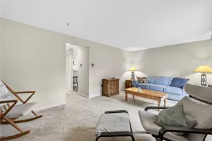 512 Dogwood Ct, Ross Twp, PA 15237 - Photo 6